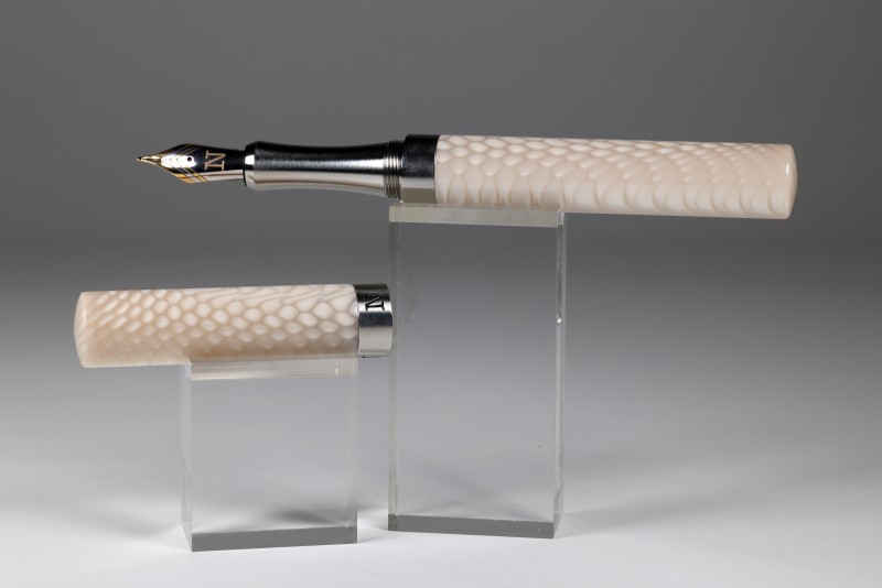 noblePen® EXPLORER Füllfederhalter steel Juma Ivory Snake