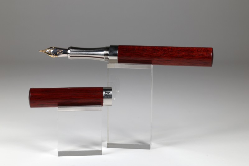noblePen® EXPLORER Füllfederhalter steel Bloodwood