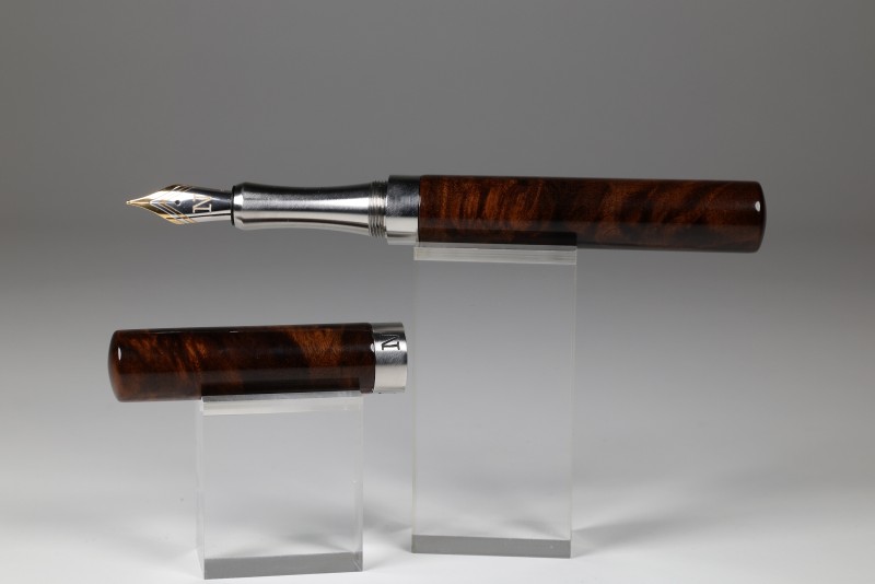 noblePen® EXPLORER Füllfederhalter steel Imbuia Maser